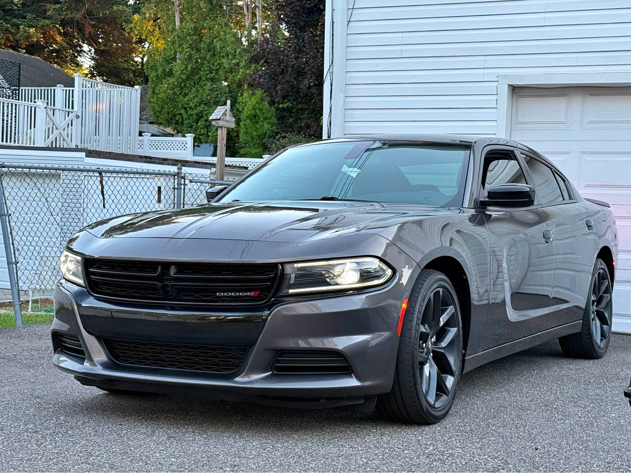 2022 Dodge Charger - SXT Sedan 4D