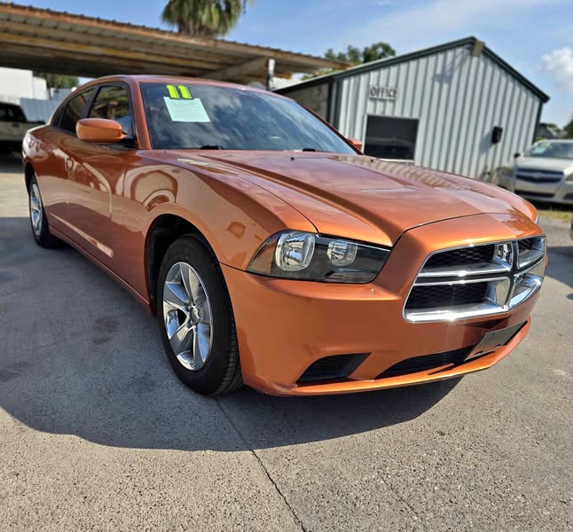 2011 Dodge Charger - SE Sedan 4D