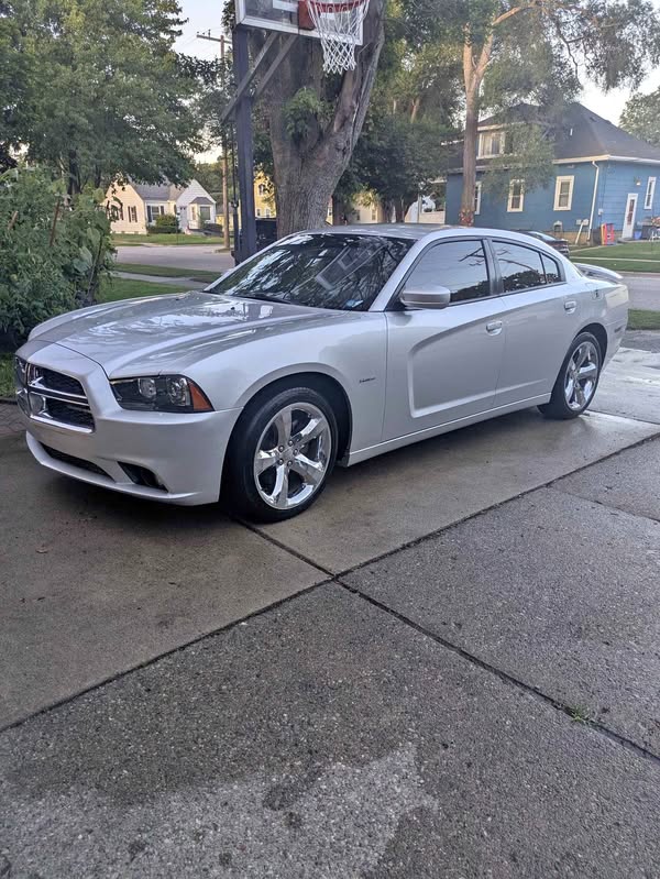 2012 Dodge Charger - R\/T Sedan 4D