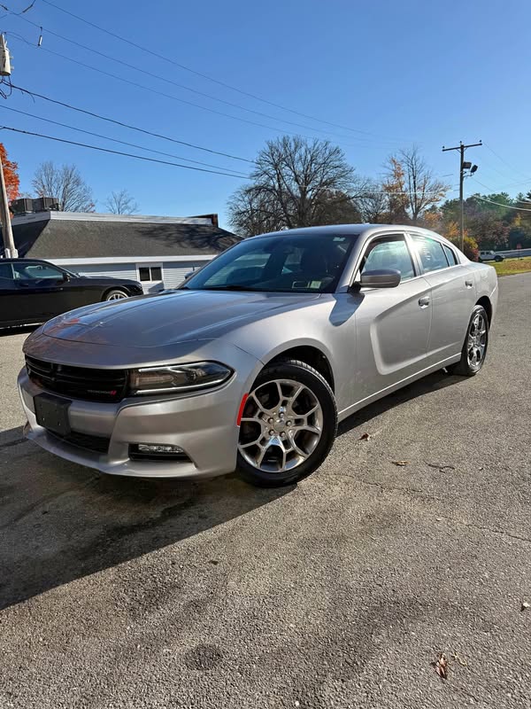 2017 Dodge Charger - SXT Sedan 4D
