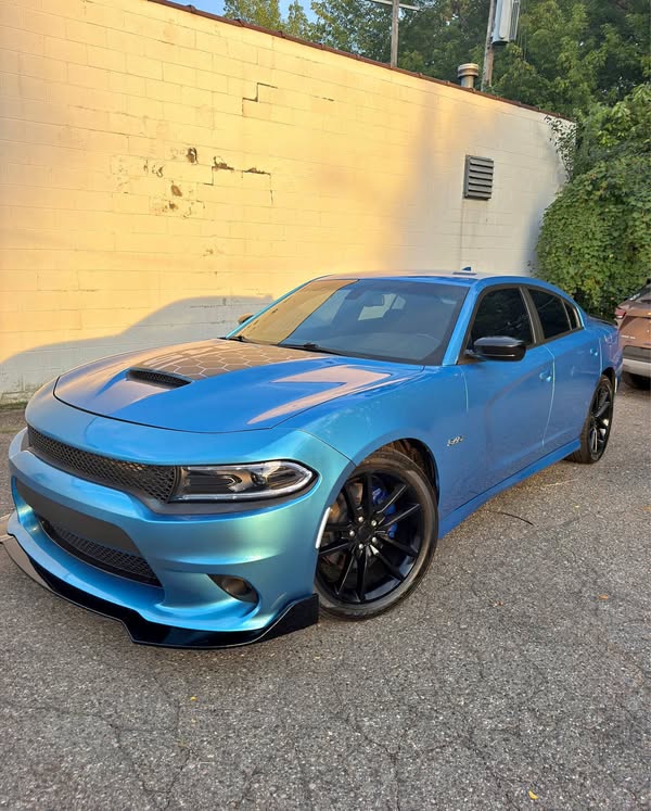 2023 Dodge Charger - R\/T Sedan 4D