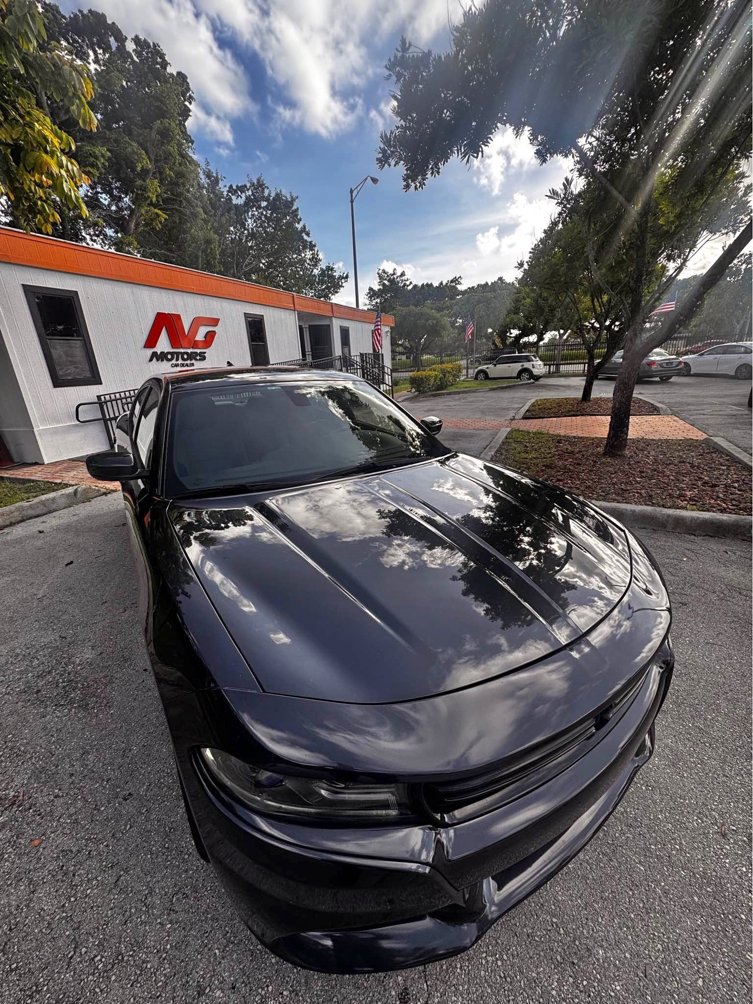 2016 Dodge Charger - SXT Sedan 4D