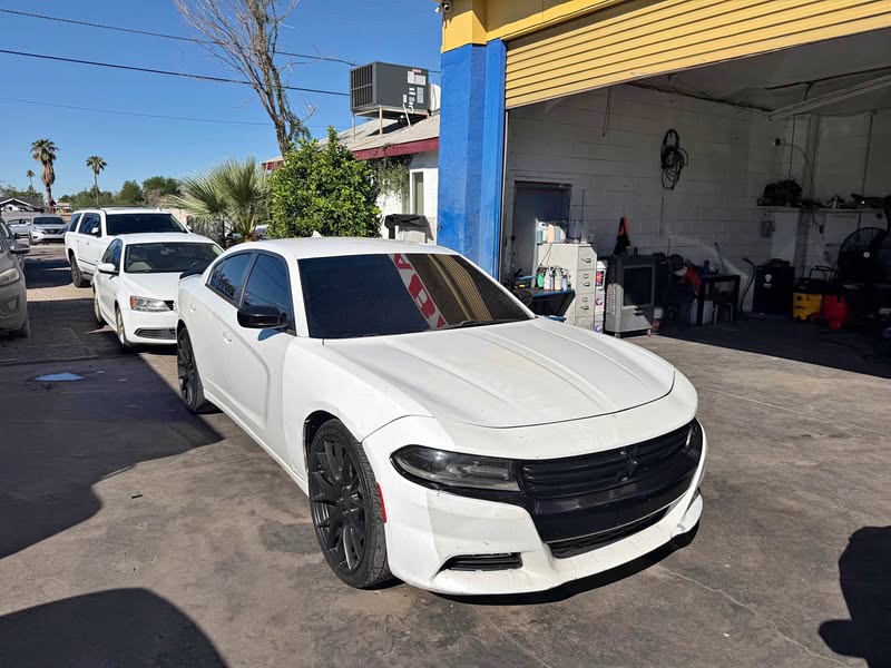 2016 Dodge Charger - R\/T Sedan 4D