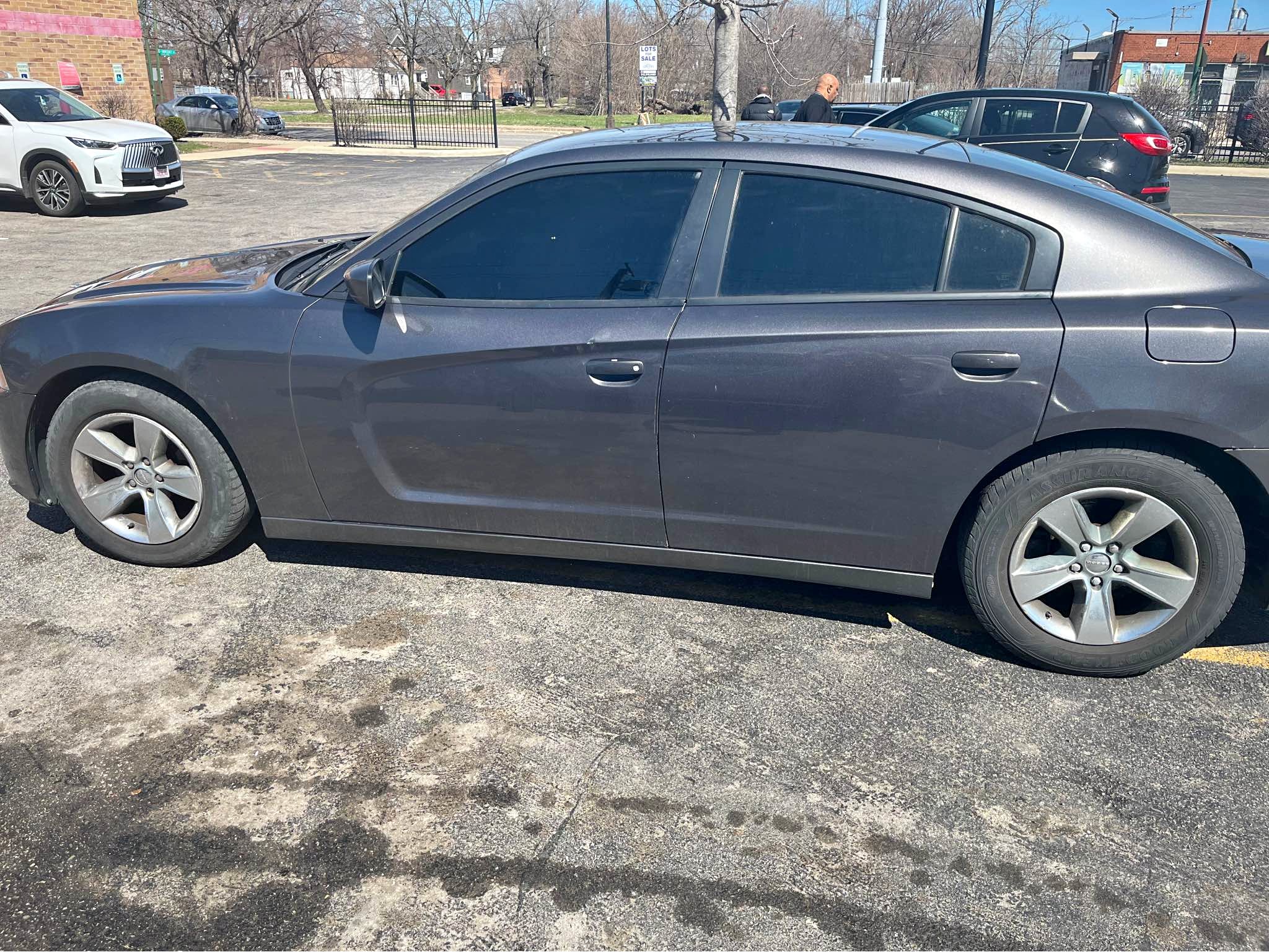 2013 Dodge Charger - SE Sedan 4D