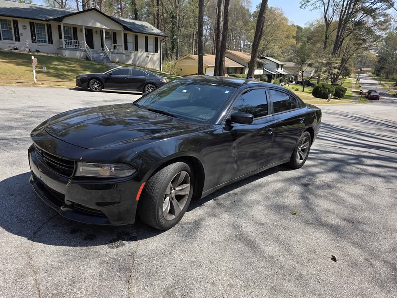 2016 Dodge Charger - SXT Sedan 4D