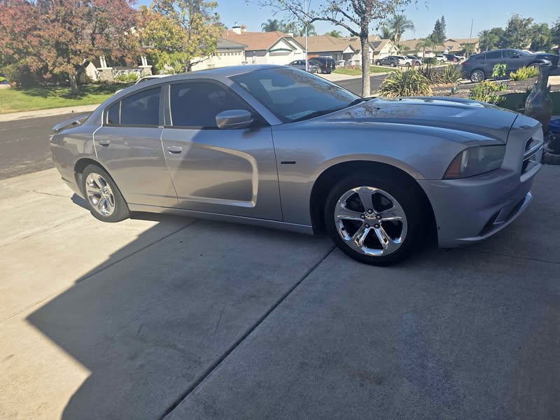 2014 Dodge Charger - SXT Sedan 4D