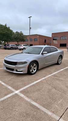 2016 Dodge Charger - SXT