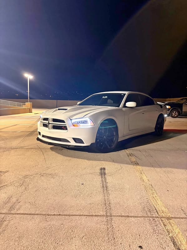 2012 Dodge Charger - R\/T Sedan 4D