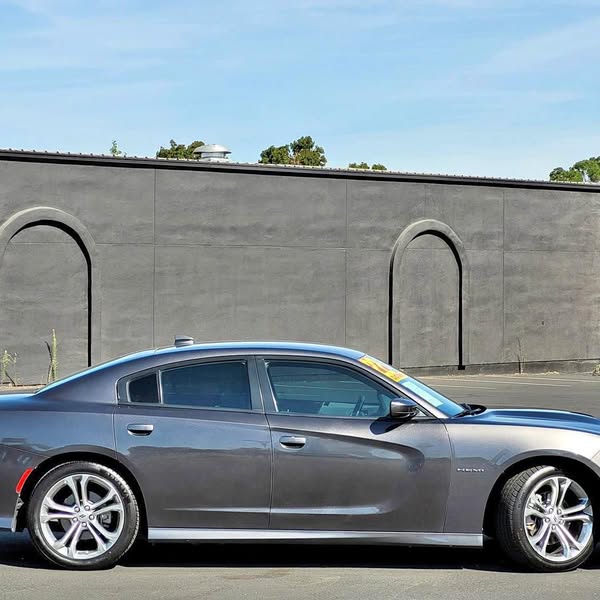 2022 Dodge Charger - R\/T