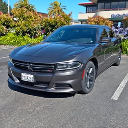 2017 Dodge Charger - SE Sedan 4D