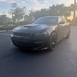2018 Dodge Charger Daytona R\/T plues