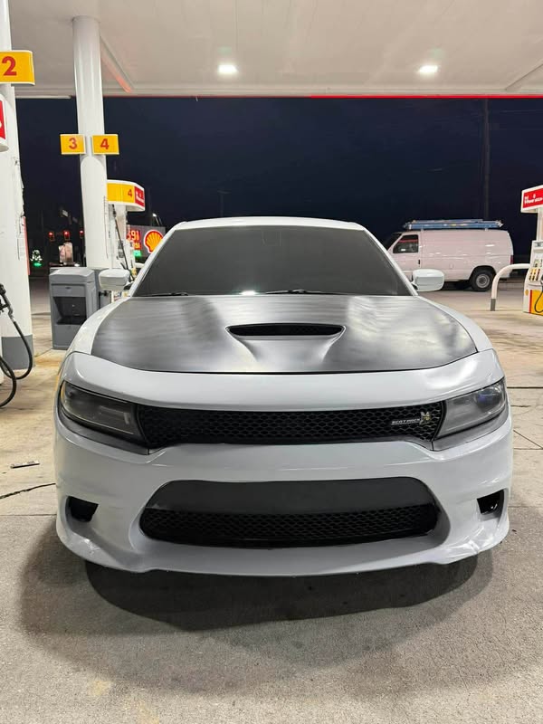 2016 Dodge Charger - R\/T RWD 5.7 L HEMI V8