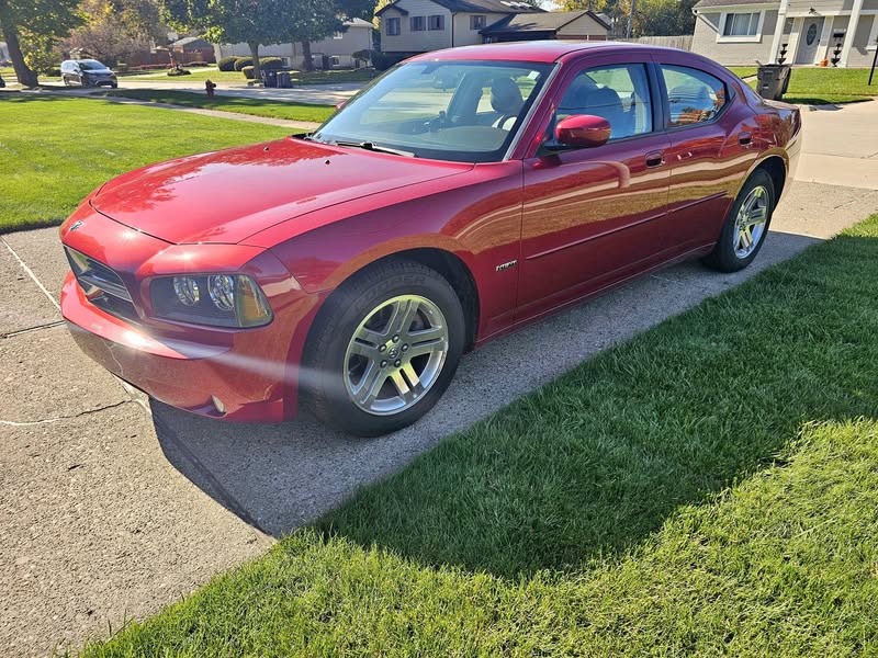 2006 Dodge Charger - R\/T Sedan 4D