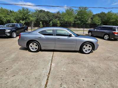 2006 Dodge Charger - SE Sedan 4D