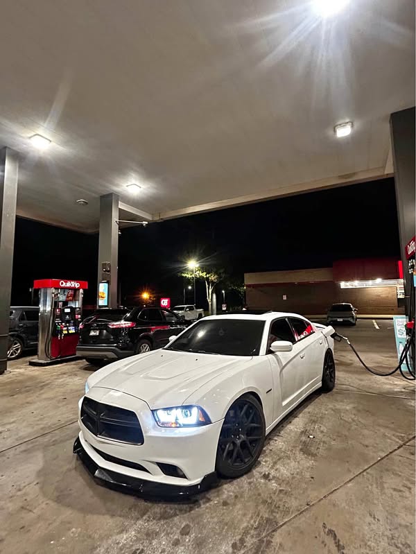 2014 Dodge Charger - R\/T Road & Track Sedan 4D