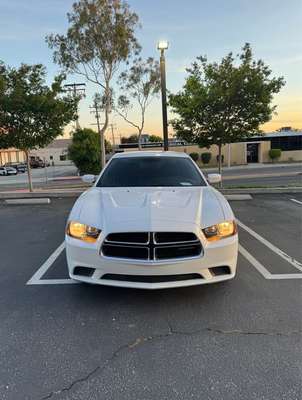 2012 Dodge Charger - SE Sedan 4D