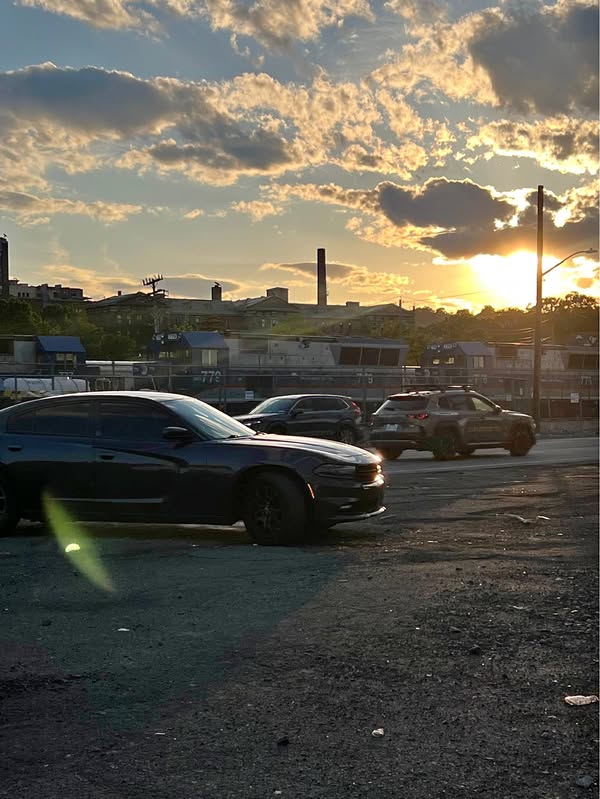 2018 Dodge Charger - SXT Sedan 4D