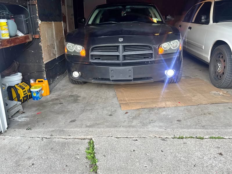 2010 Dodge Charger - R\/T Sedan 4D