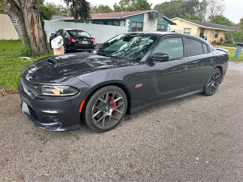 2017 Dodge Charger - R\/T Scat Pack Sedan 4D