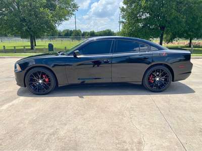 2012 Dodge Charger - SE Sedan 4D