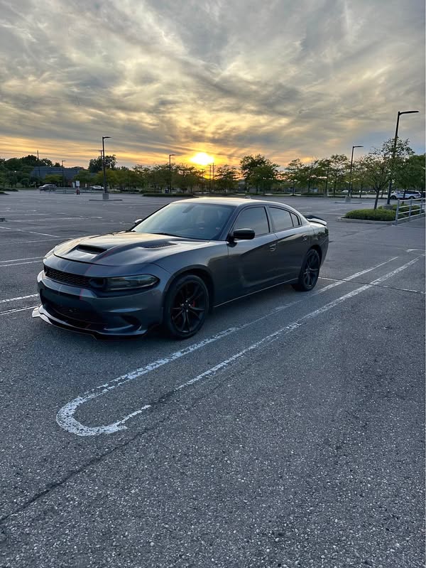 2016 Dodge Charger - R\/T Sedan 4D
