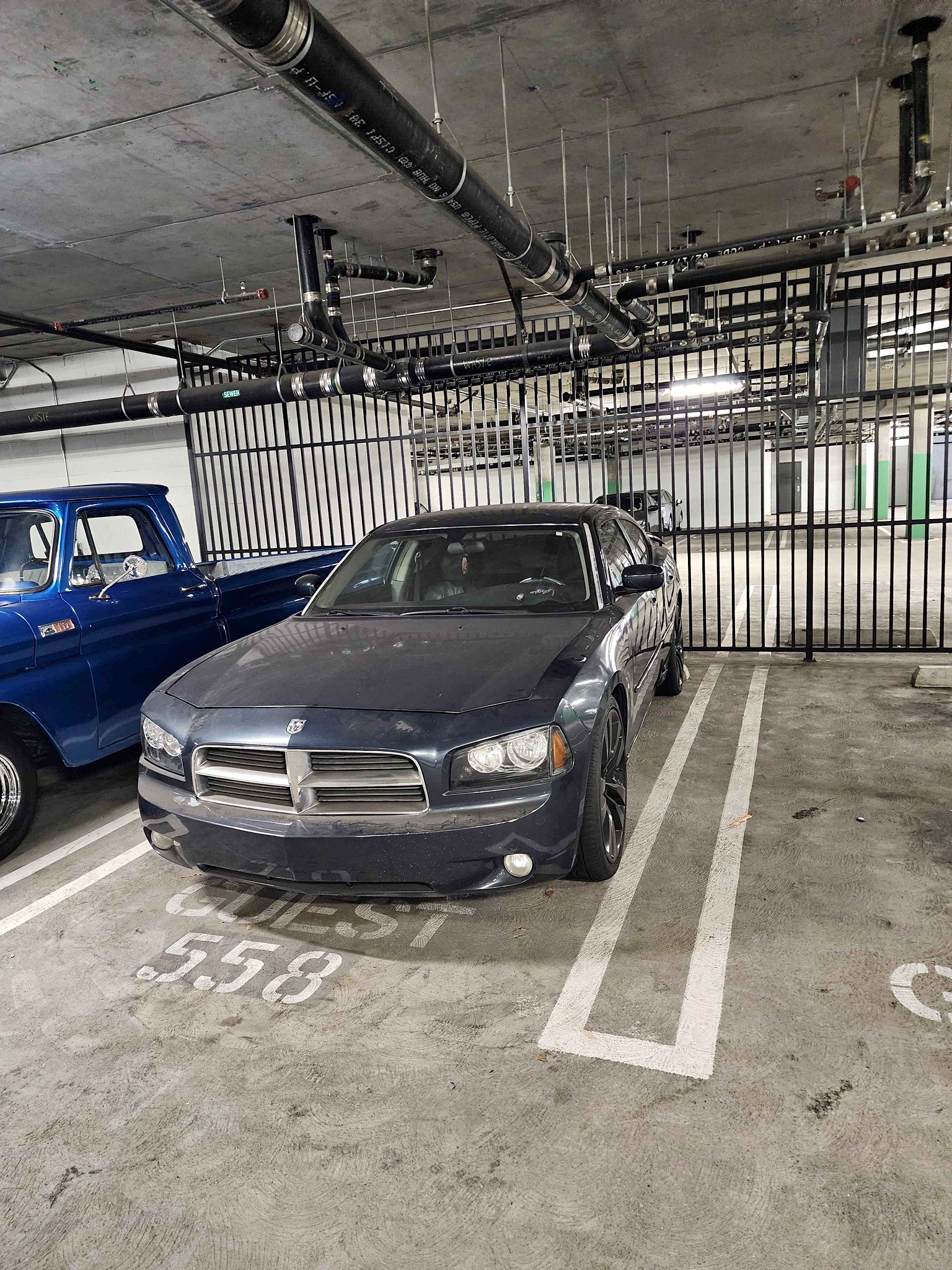 2006 Dodge Charger - R\/T Sedan 4D