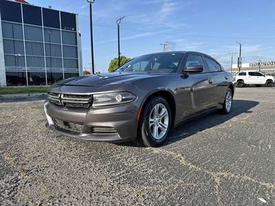 2016 Dodge Charger - SXT Sedan 4D