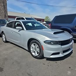 2016 Dodge Charger - SXT Sedan 4D