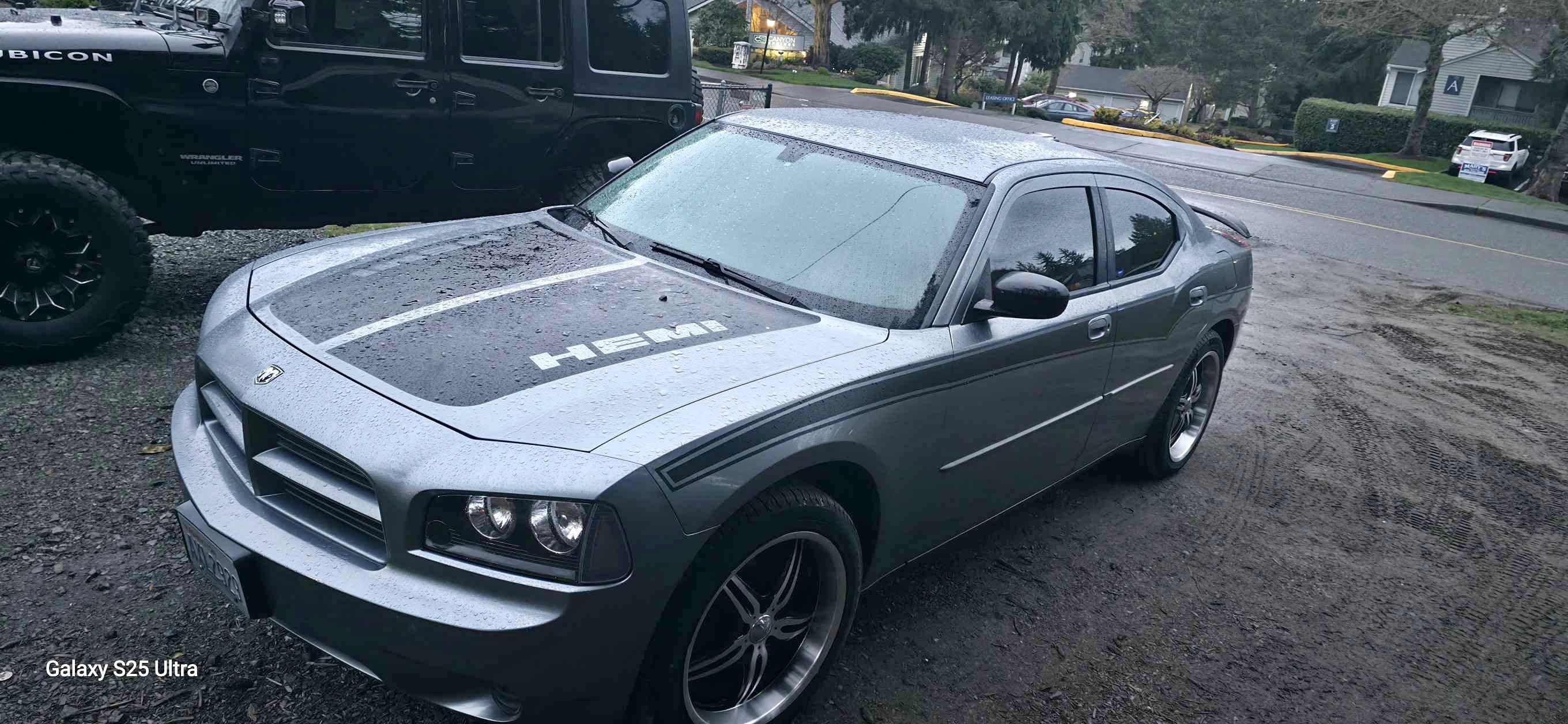 2007 Dodge Charger - R\/T Sedan 4D