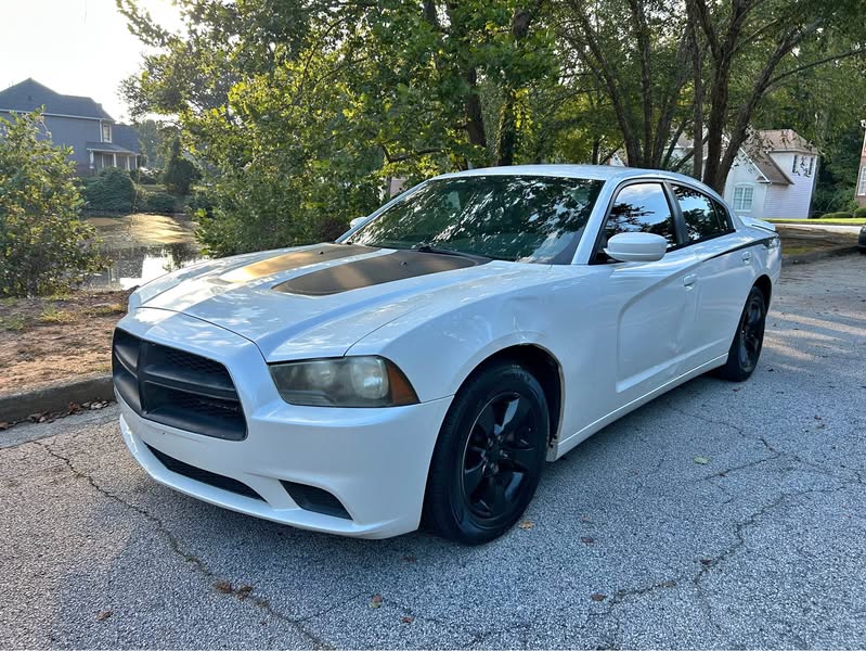 2014 Dodge Charger - SE Sedan 4D