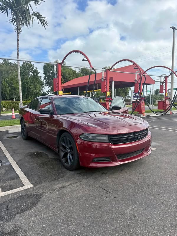 2020 Dodge Charger - Sedan 4D