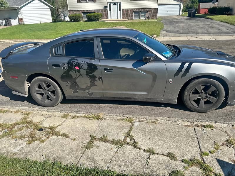 2012 Dodge Charger - SE Sedan 4D