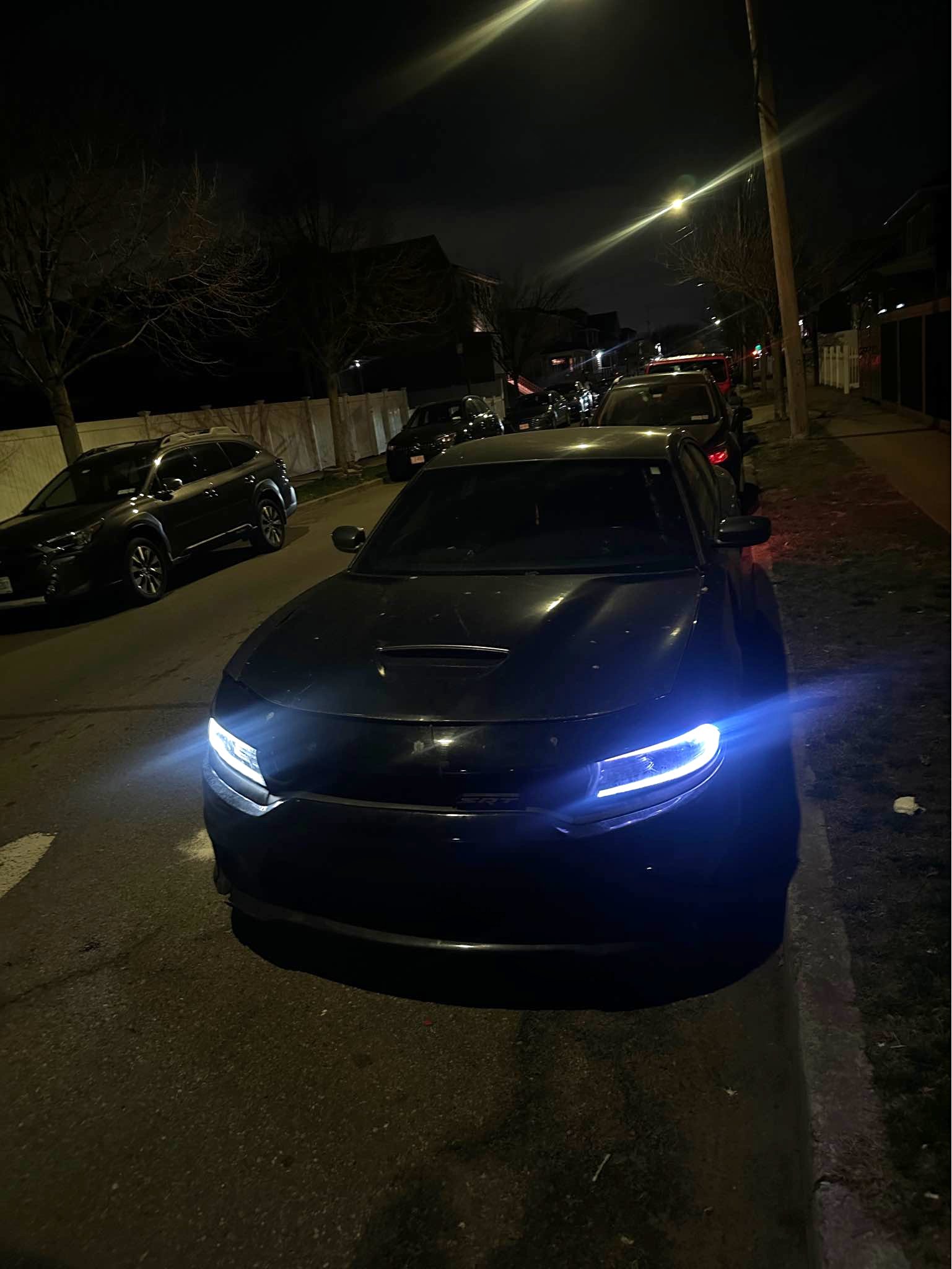 2011 Dodge Charger - SE Sedan 4D