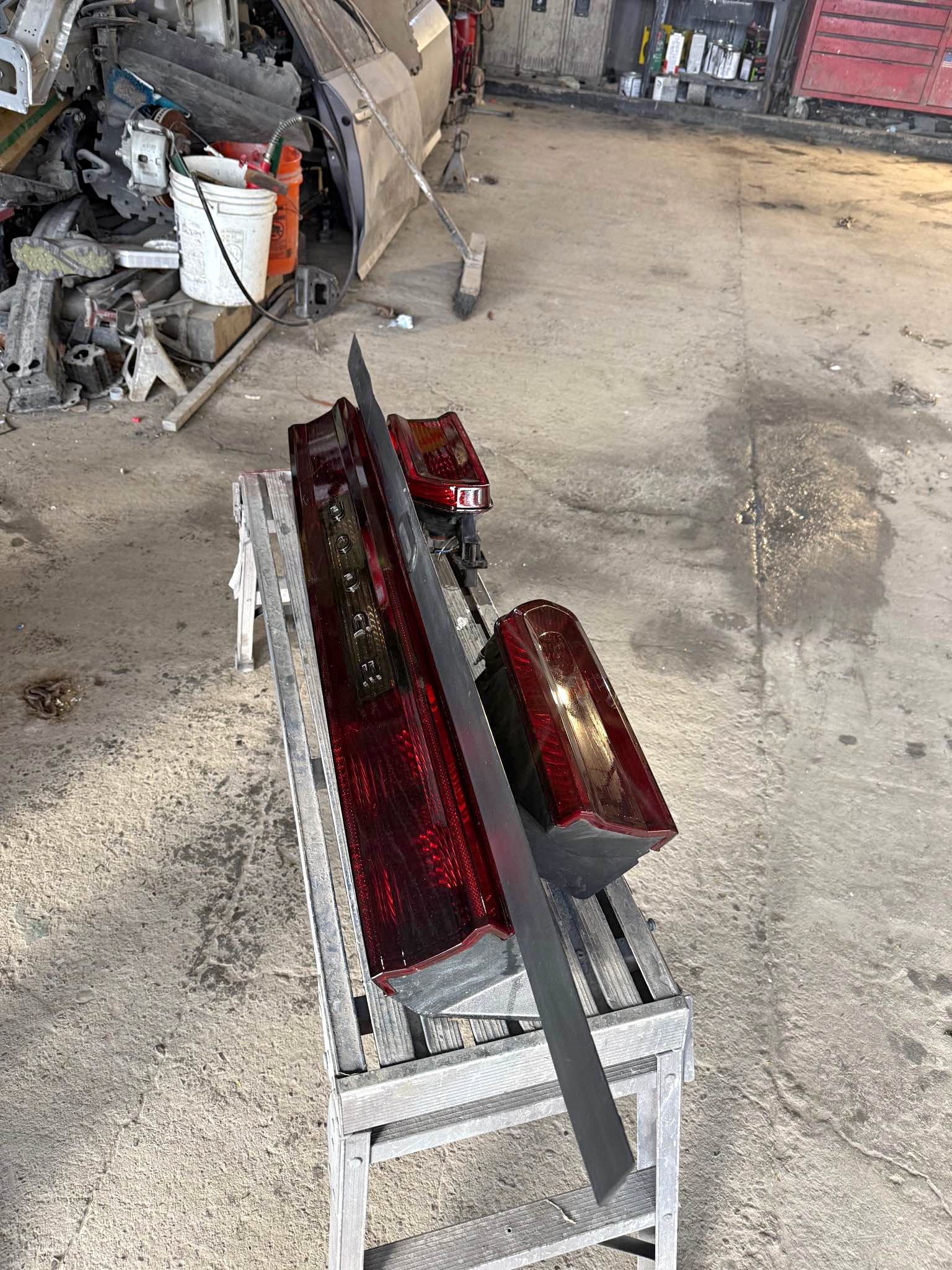 2012 Dodge Charger - SE Sedan 4D