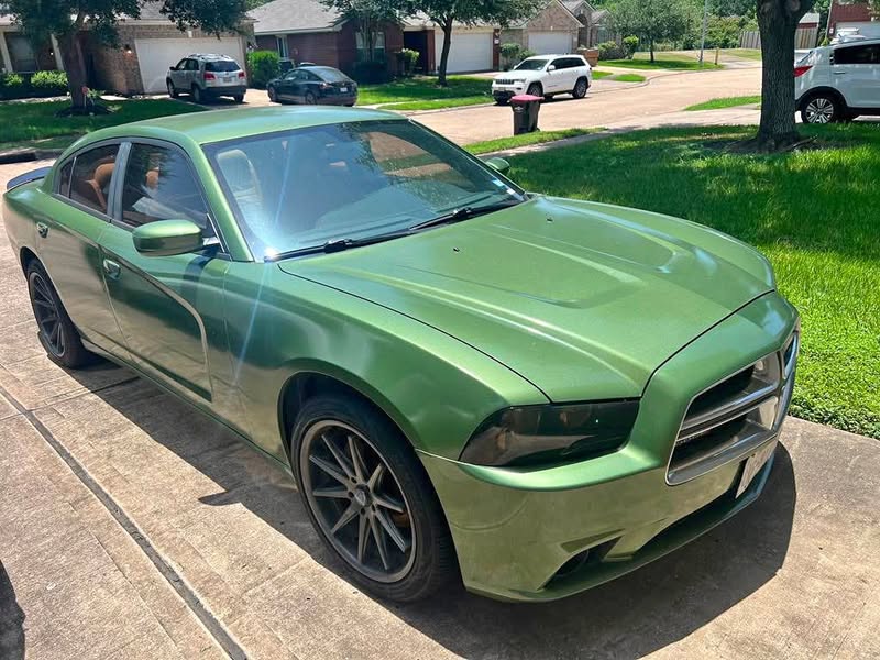 2013 Dodge Charger - SE Sedan 4D