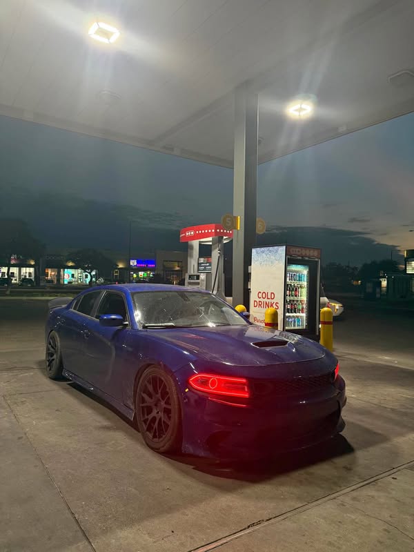 2018 Dodge Charger - R\/T Scat Pack Sedan 4D