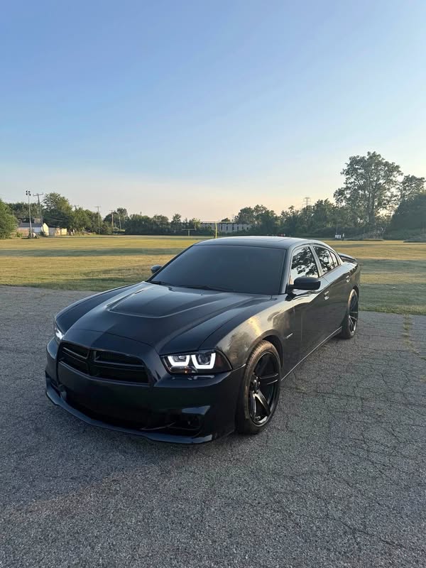2014 Dodge Charger - R\/T Sedan 4D