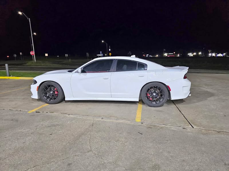 2016 Dodge Charger - Scat Pack Sedan 4D
