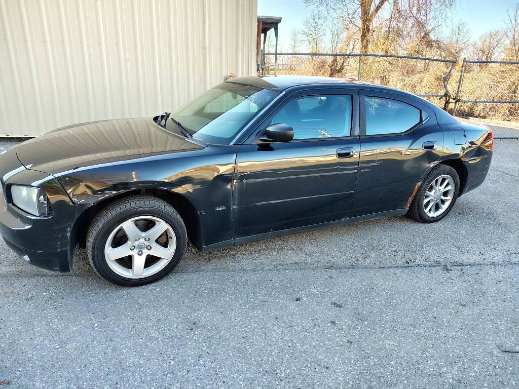2009 Dodge Charger - SE Sedan 4D