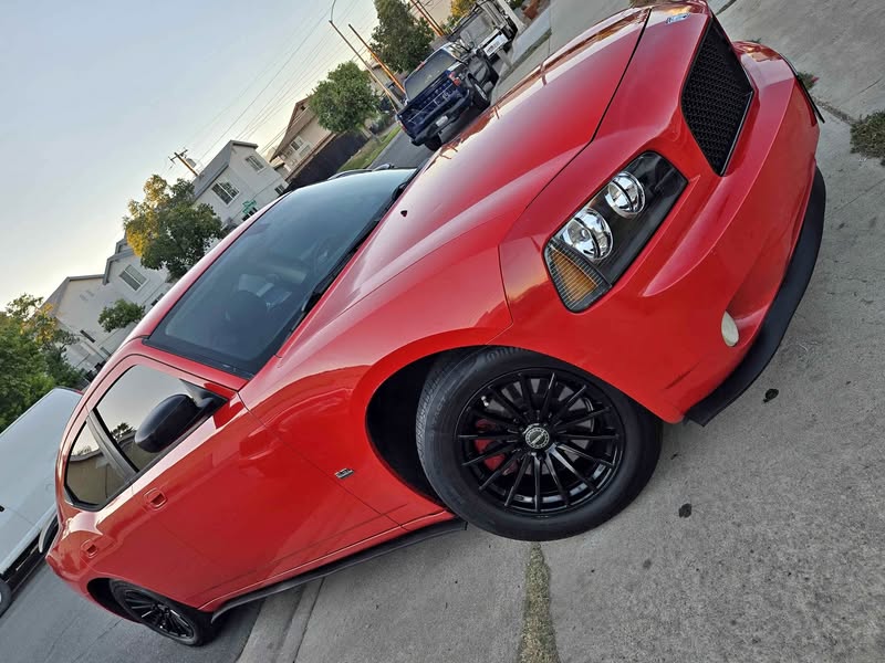 2009 Dodge Charger - SE Sedan 4D