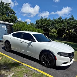 2022 Dodge charger 2022 4x4  20k mile mec\u00e1nica especial t\u00edtulo canad\u00e1 - Necesita reparaci\u00f3n