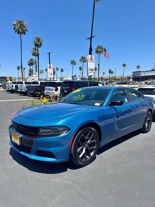 2021 Dodge Charger - SXT Sedan 4D