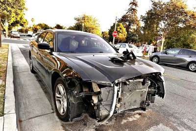 2013 Dodge Charger - SE Sedan 4D