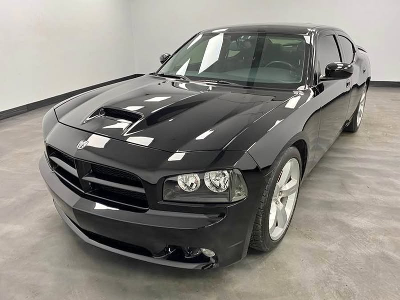 2006 Dodge Charger - Srt8