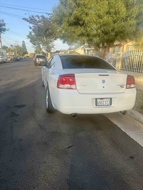 2009 Dodge Charger - R\/T Road\/Track Sedan 4D