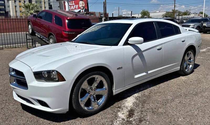 2014 Dodge Charger - R\/T Max Sedan 4D