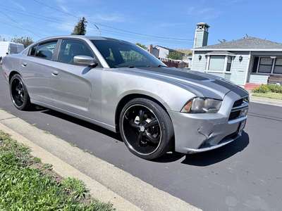 2013 Dodge Charger - SE Sedan 4D