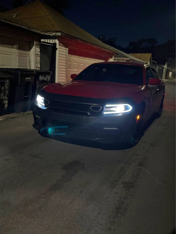 2015 Dodge Charger - SE Sedan 4D