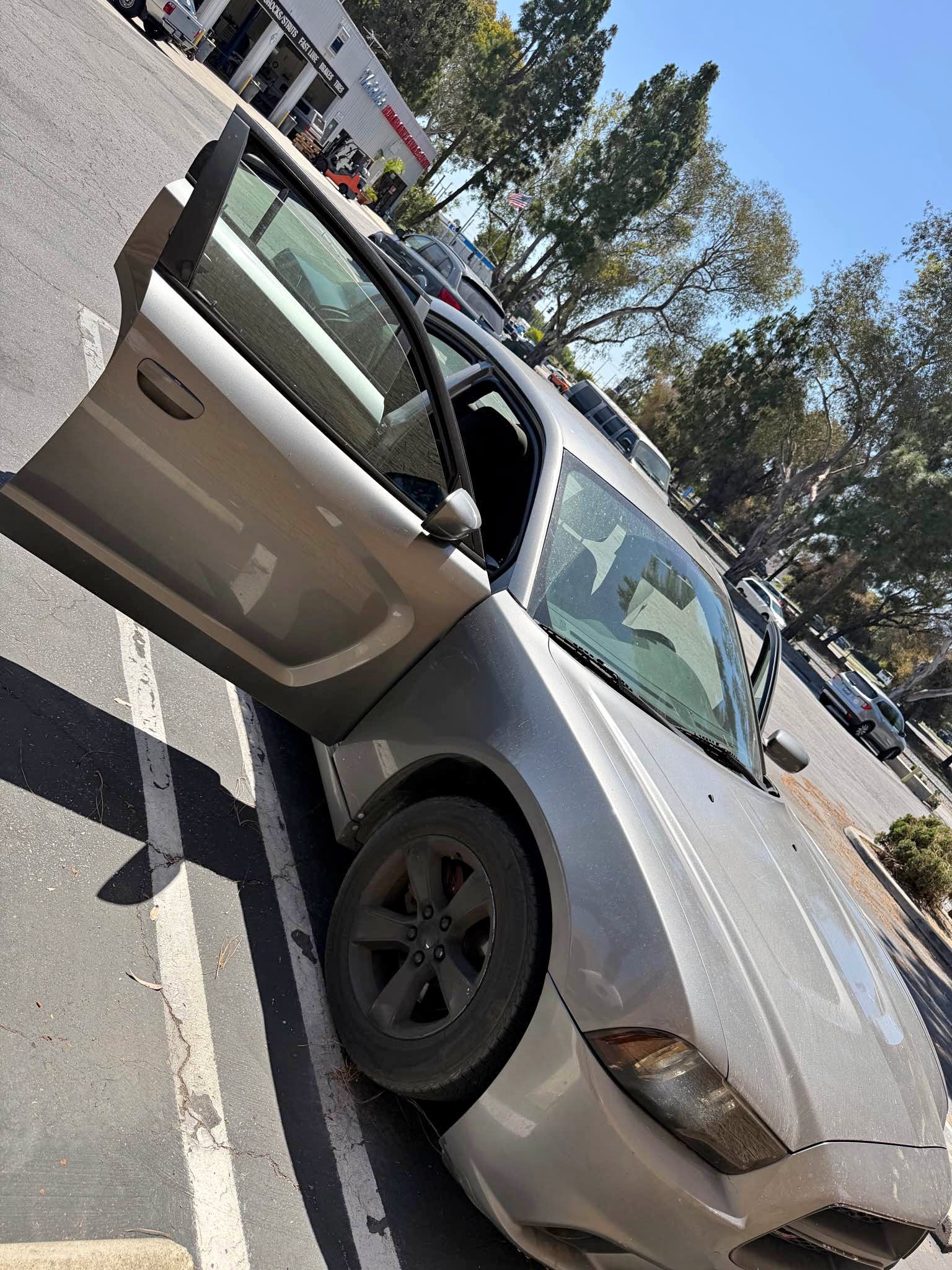2012 Dodge Charger - SE Sedan 4D