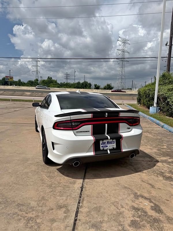 2023 Dodge Charger - R\/T Sedan 4D